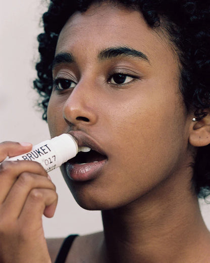 L:a Bruket - 017 Lip Balm Almond/Coconut