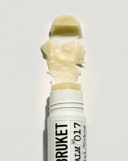 L:a Bruket - 017 Lip Balm Almond/Coconut